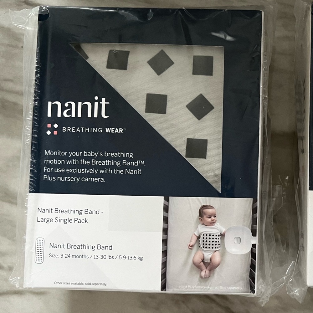 NWT, Nanit Breathing Band in Pebble Grey. Size 3-24 Months. 1 Available.